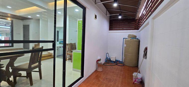 รูป ให้เช่า ทาวน์โฮม สาริน วิช (สุขุมวิท 107) รีโนเวทใหม่ ใกล้ BTS แบริ่ง ถึง 2 สาย สายสีเขียว , และสายสีเหลือง (TH6926) - รูปที่ 8/20