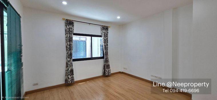 รูป ให้เช่า ทาวน์โฮม สาริน วิช (สุขุมวิท 107) รีโนเวทใหม่ ใกล้ BTS แบริ่ง ถึง 2 สาย สายสีเขียว , และสายสีเหลือง (TH6926) - รูปที่ 14/20