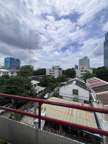 picture Specious studio 61 sqm, just renovated - 18/25