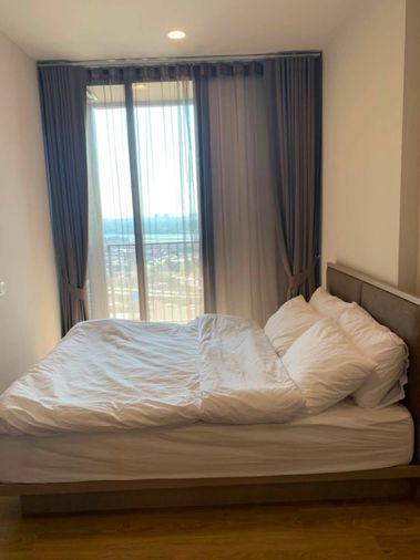 รูป Oka Haus Sukhumvit 36 ห้องแต่งโทนอบอุ่นน่าอยู่ มีเคาน์เตอร์บาร์มุมครัวไว้นั่งชิล 1 ห้องนอน 1 ห้องน้ำ - รูปที่ 3/8