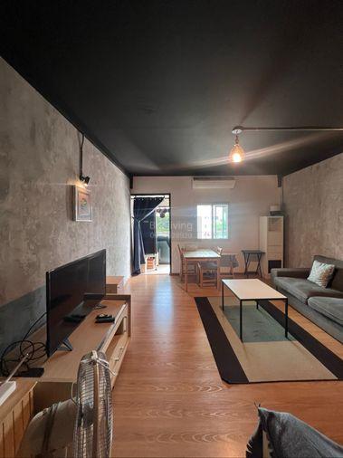 picture Specious studio 61 sqm, just renovated - 1/25