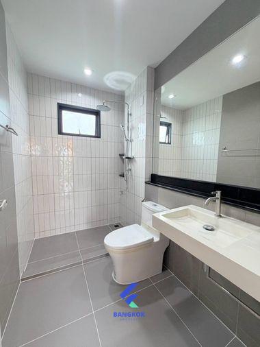 รูป 🏡🔥 บ้านเดี่ยวหลังมุม สวยพร้อมอยู่ | ติวานนท์–แจ้งวัฒนะ 💰 5.29 ล้าน | ฟรีโอน! | หน้าบ้านทิศใต้ ฟรีโอน!!! - รูปที่ 40/43