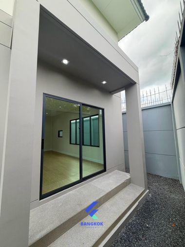 รูป 🏡🔥 บ้านเดี่ยวหลังมุม สวยพร้อมอยู่ | ติวานนท์–แจ้งวัฒนะ 💰 5.29 ล้าน | ฟรีโอน! | หน้าบ้านทิศใต้ ฟรีโอน!!! - รูปที่ 15/43