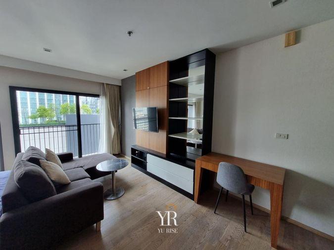 picture Noble Remix for rent, Type Studio, spacious room, BTS Thonglor view, 1 bedroom, 1 bathroom, ready to move in. - 4/11