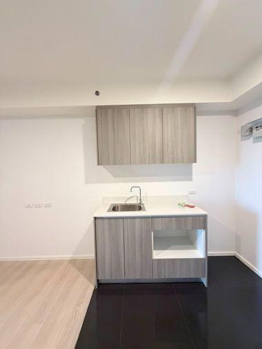picture A Space Mega Bangna | Clearance Sale Direct from Developer (21st High Floor 1BR Fully Furnished Package) - 4/11