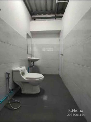 รูป HR3762เช่าบ้านเดี่ยวรีโนเวทใหม่ พร้อมเข้าอยู่ ทำเลโชคชัย 4 ซอย 56 (เหมาะอยู่อาศัย / โฮมออฟฟิศ)เครื่องใช้ไฟฟ้าและเครื่องปรับอากาศใหม่ยกชุด - รูปที่ 10/16