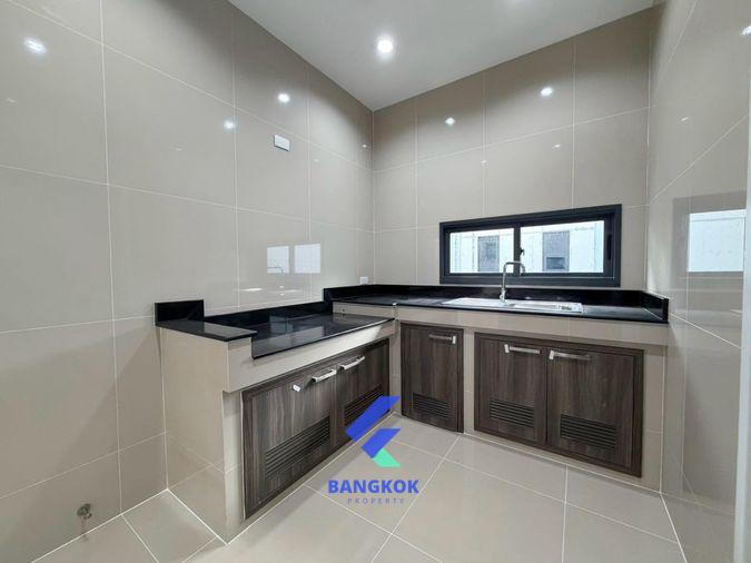 รูป 🏡🔥 บ้านเดี่ยวหลังมุม สวยพร้อมอยู่ | ติวานนท์–แจ้งวัฒนะ 💰 5.29 ล้าน | ฟรีโอน! | หน้าบ้านทิศใต้ ฟรีโอน!!! - รูปที่ 8/43