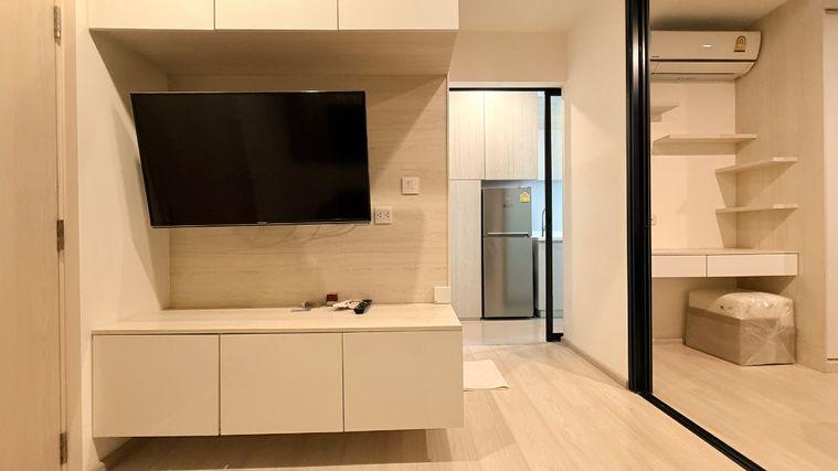 picture Life Asoke: Beautiful room ready for rent, fully furnished with appliances. - 4/16