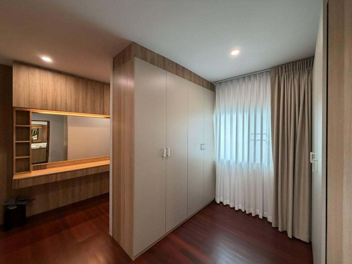 รูป HR3766ให้เช่าบ้านเดี่ยวปลูกสร้างเอง 2 ชั้น พระราม 9 ซอย 57/1 ทำเลส่วนตัว ออกแบบ Universal Design ไม่เสียค่าส่วนกลาง - รูปที่ 4/16
