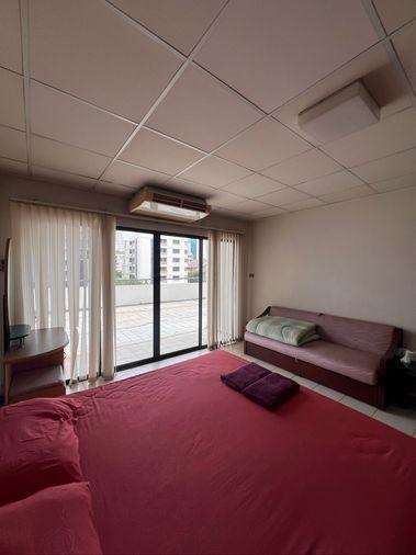 picture Specious room 80 sqm. , just minutes from BTSAri  - 20/25
