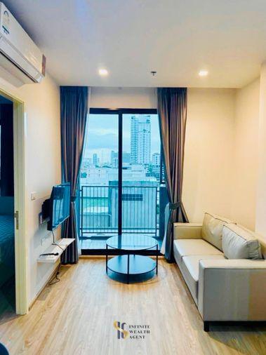 รูป ✨ ห้องรีโนเวทใหม่! ก้าวเดียวถึง MRT สุทธิสาร | Quinn รัชดา 17 • 1 นอน 35.5ตร.ม. ทิศใต้ • ใกล้สระฟิตเนส | เช่า 15,000฿ | ว่าง 10/9 นัดชมฟรี! ⚡ - รูปที่ 3/7