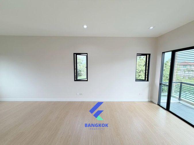 รูป 🏡🔥 บ้านเดี่ยวหลังมุม สวยพร้อมอยู่ | ติวานนท์–แจ้งวัฒนะ 💰 5.29 ล้าน | ฟรีโอน! | หน้าบ้านทิศใต้ ฟรีโอน!!! - รูปที่ 36/43