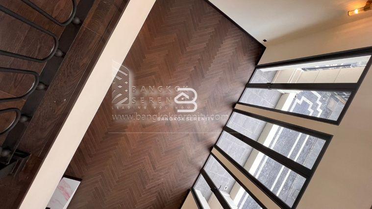 picture Luxury Townhome for sale at Silom Sathorn - 26/44