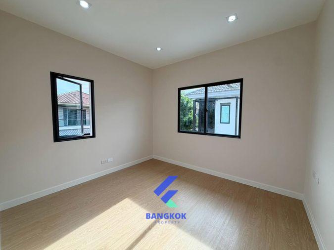 รูป 🏡🔥 บ้านเดี่ยวหลังมุม สวยพร้อมอยู่ | ติวานนท์–แจ้งวัฒนะ 💰 5.29 ล้าน | ฟรีโอน! | หน้าบ้านทิศใต้ ฟรีโอน!!! - รูปที่ 39/43