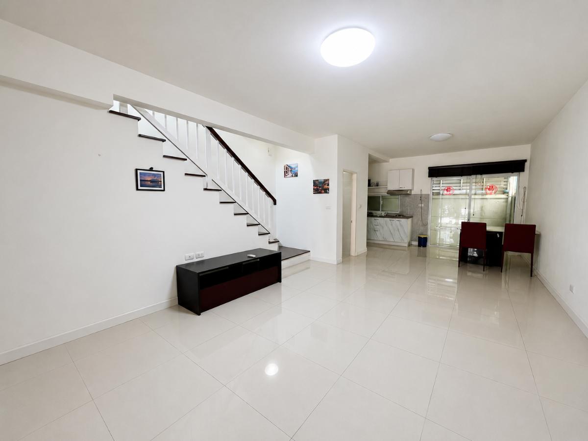 รูป ให้เช่า Townhome 3 ชั้น โครงการ Town Avenue พระราม 9 – กรุงเทพกรีฑา 7 ใกล้ถนนรามคำแหง 60 และทางด่วน เดินทางสะดวก - รูปที่ 5/32