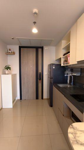 รูป Oka Haus Sukhumvit 36 ปล่อยเช่า ราคาดี ในสภาพห้องที่สะอาด เรียบร้อย 1 ห้องนอน 1 ห้องน้ำ พร้อมเข้าอยู่ - รูปที่ 2/9