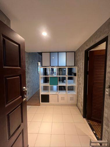 picture Specious studio 61 sqm, just renovated - 3/25