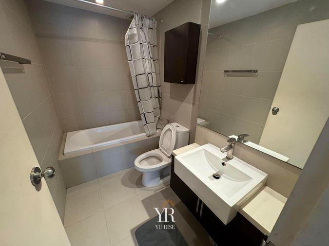 picture Noble Remix for rent, Type Studio, spacious room, BTS Thonglor view, 1 bedroom, 1 bathroom, ready to move in. - 10/11