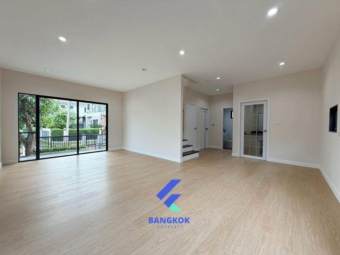 รูป 🏡🔥 บ้านเดี่ยวหลังมุม สวยพร้อมอยู่ | ติวานนท์–แจ้งวัฒนะ 💰 5.29 ล้าน | ฟรีโอน! | หน้าบ้านทิศใต้ ฟรีโอน!!! - รูปที่ 21/43