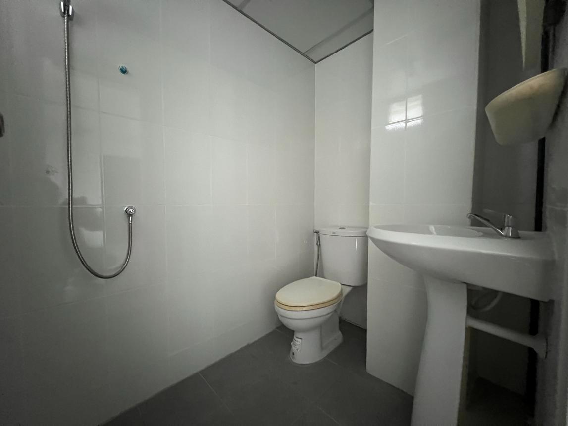 picture 🔥 Great-value condo for sale at Green Poin | Near Min Buri - 3/5
