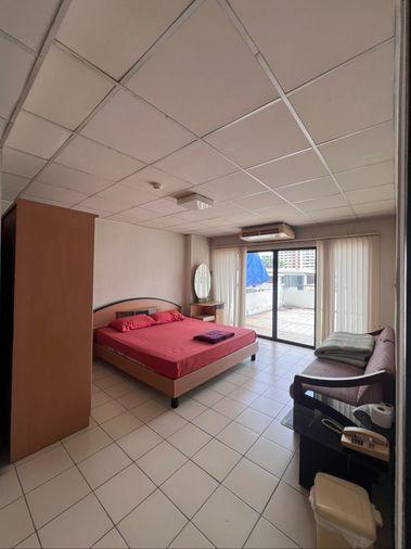 picture Specious room 80 sqm. , just minutes from BTSAri  - 18/25