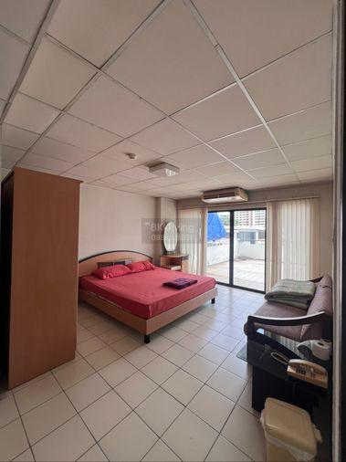 picture Specious room 80 sqm. , just minutes from BTSAri - 18/25