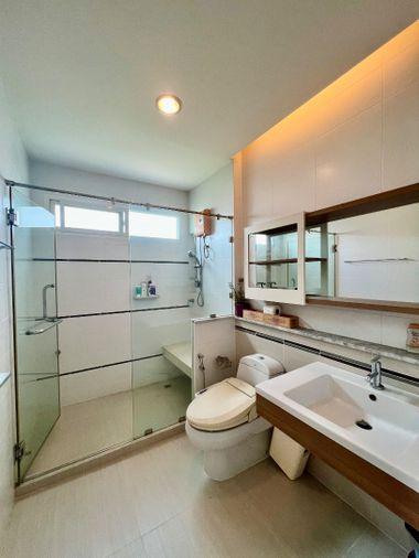 picture Detached House for Sale | Mantana Ramintra – Wongwaen Corner House  - 30/38