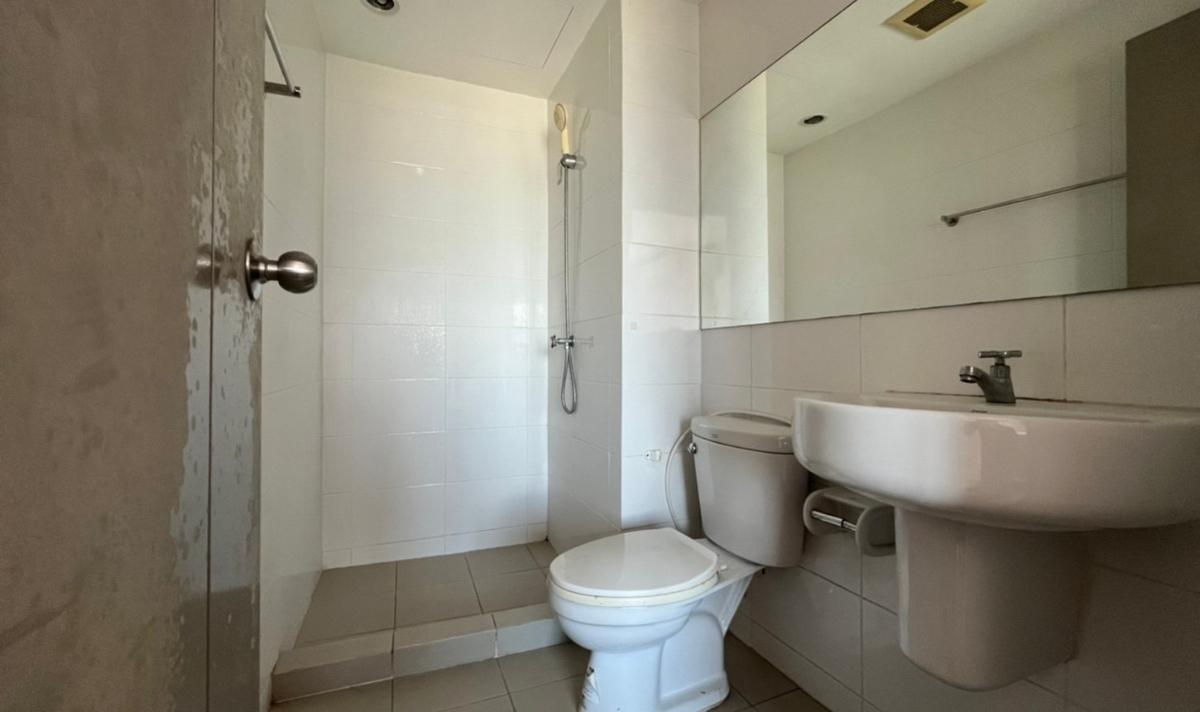 picture 🔥 Good-value condo for sale at Serrano Rama 2 Phase 1 | MRT Lak Song - 4/7