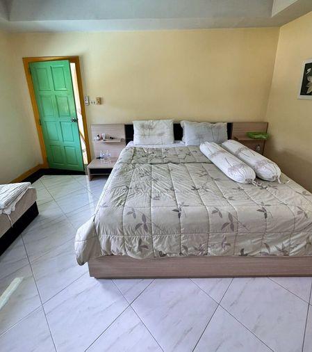 picture Pool villa for rent near Mab Prachan Reservoir. Private relaxation, convenient transportation. - 8/12