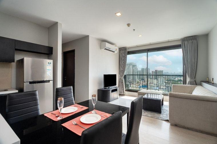 picture Corner and Quite room with Large Balcony Rhythm 44/1  BTS Phrakhanong       2 bed 1 bath  - 5/30