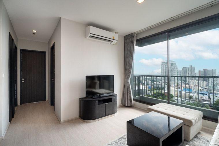 picture Corner and Quite room with Large Balcony Rhythm 44/1  BTS Phrakhanong       2 bed 1 bath  - 4/30