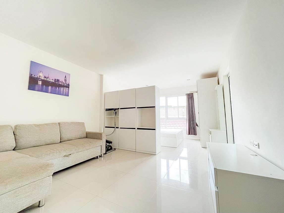 picture 🔥 Good-value condo for sale at The Hub Condo Ramkhamhaeng 164| MRT Min Buri - 2/9