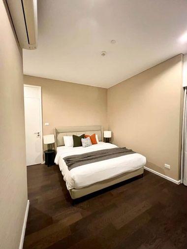 รูป P-55987 📍 ให้เช่าคอนโด 2 นอน The Saint Residences อาคาร A ชั้น 29 วิวเมือง (ห้องกว้าง) ใกล้ MRT พหลโยธิน Line ID: @easythaihome 085-592-2897 - รูปที่ 1/15