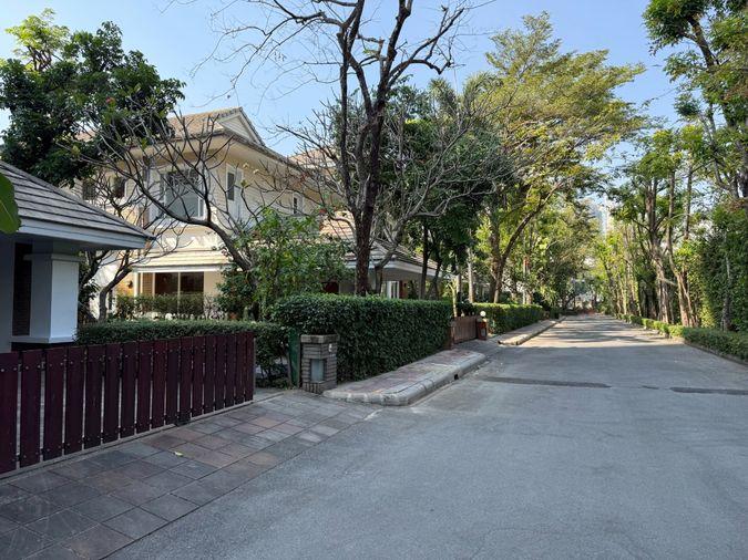 picture 🏠 House for Rent | Sukhumvit 36 Garden Village   Property Code | LNP-H1117 - 7/11