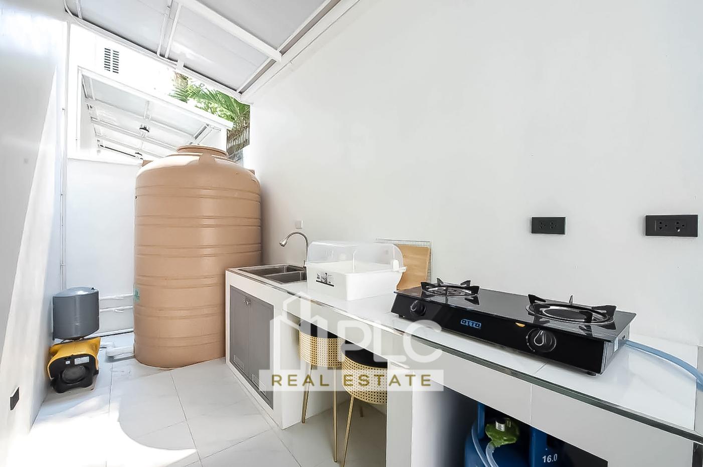 picture High End Pool Villa for Sale Jomtien Pattaya 5 Bedrooms - 16/18