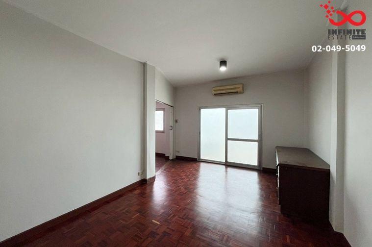 รูป ขายทาวน์เฮาส์ 2 ชั้น ถนนลาดพร้าว ซอยลาดพร้าว 65/1 ใกล้รถไฟฟ้าสายสีเหลือง-ทางด่วนฉลองรัช - รูปที่ 9/14