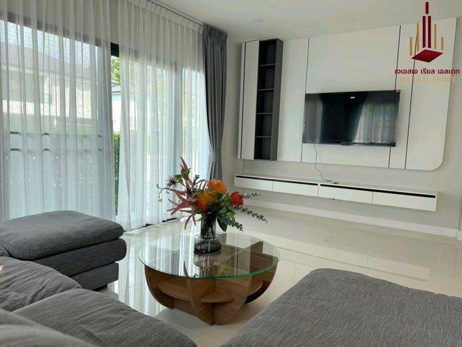 picture ✨ For Rent: CENTRO Vibhavadi✨  💰 Only 75,000 THB/month - 2/8
