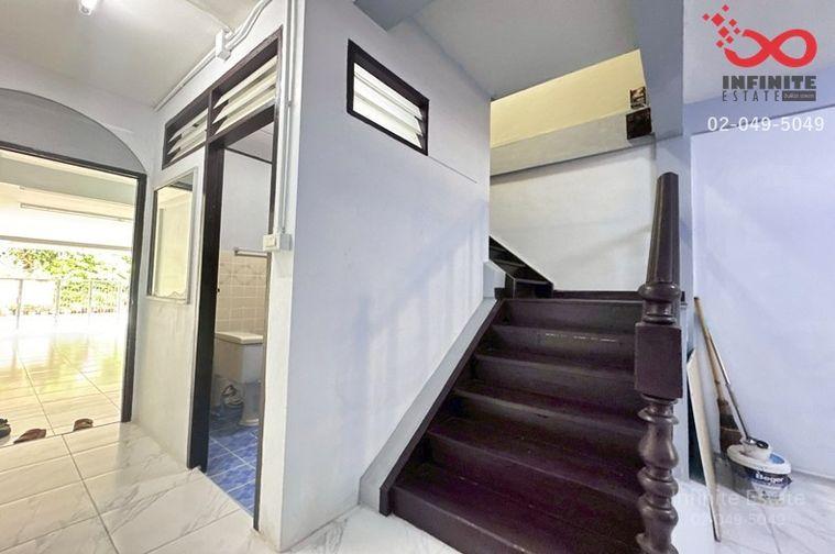 รูป ขายทาวน์เฮาส์ 2 ชั้น 29 ตร.ว. ซอยนวมินทร์ 111 รีโนเวทใหม่ พร้อมอยู่ ค้าขายได้ - รูปที่ 3/10
