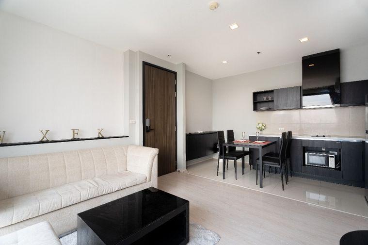 picture Corner and Quite room with Large Balcony Rhythm 44/1  BTS Phrakhanong       2 bed 1 bath  - 11/30