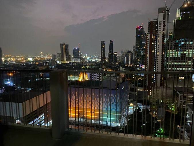 picture  River view and  corner unit at Noble Reveal Ekkamai. - 19/20