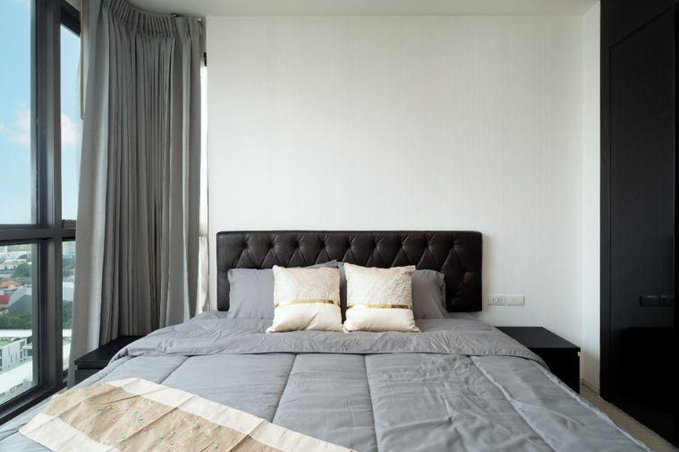 picture Corner and Quite room with Large Balcony Rhythm 44/1  BTS Phrakhanong       2 bed 1 bath  - 15/30