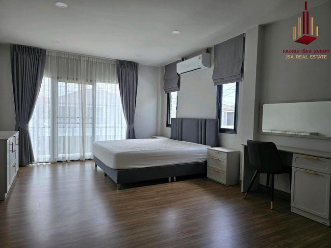 picture ✨ For Rent: CENTRO Vibhavadi✨  💰 Only 75,000 THB/month - 6/8