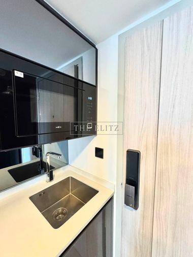 รูป ✨ Exclusive High-Ceiling Duplex Loft Unit! | High-Rise Condo with Skyline Views in Chula-Samyan - Near MRT Sam Yan, Chulalongkorn University✨ - รูปที่ 25/42
