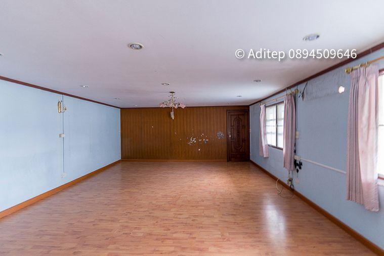 รูป ขายบ้านพร้อมที่ดิน 219 ตร.ว. ซอยลาดพร้าว 48 แยก 20 ห้วยขวาง ใกล้ MRT สุทธิสาร ศักยภาพพัฒนาสูง เข้าออกได้ทั้งถนนสุทธิสาร รัชดา ลาดพร้าว - รูปที่ 26/28