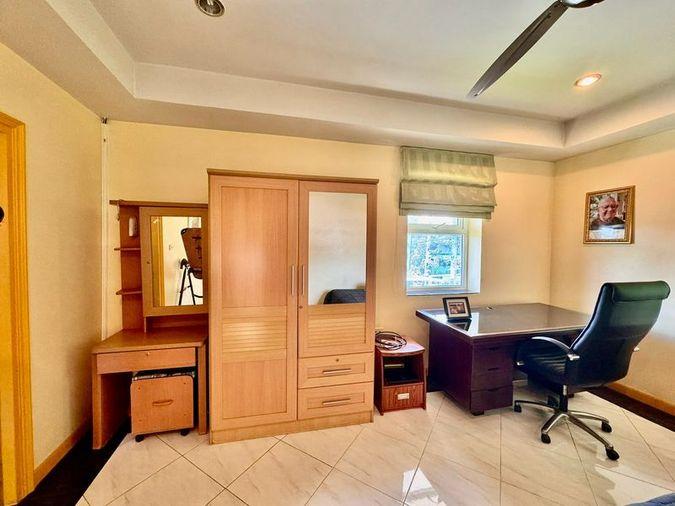 picture Pool villa for rent near Mab Prachan Reservoir. Private relaxation, convenient transportation. - 6/12