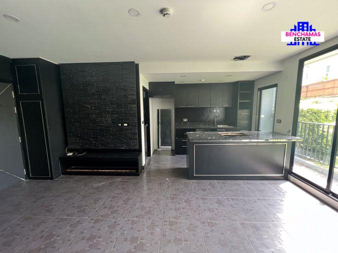 picture 🏢 Affordable Condo for Sale at D'Mura Ratchayothin Condominium | BTS Sena Nikhom - 1/6