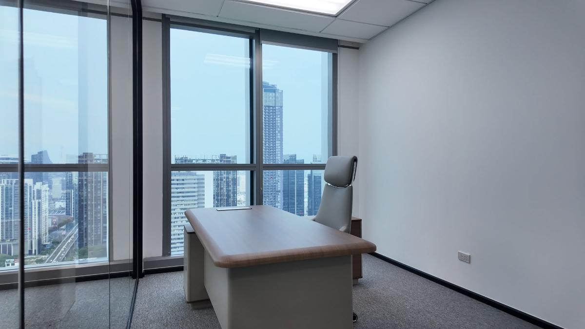 picture WOKII @ V One Tower — Fully furnished office space in the Rama 9 area. - 5/20