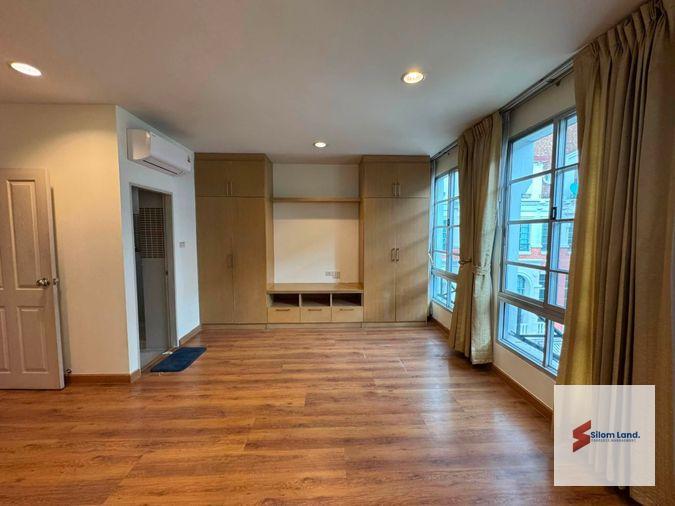 รูป RS7432 ให้เช่า บ้านกลางกรุง สาทร–นราธิวาส บ้านหัวมุม รีโนเวทใหม่ทั้งหลัง พื้นที่กว้าง Pet-Friendly ทำเลใจกลางพระราม 3 เชื่อมต่อสาทร–สีลมได้สะดวก - รูปที่ 15/25
