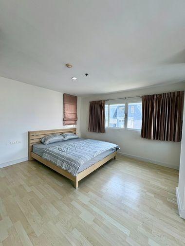 รูป P-55728 🔥 (ห้องใหญ่ 97 ตรม. 2 นอน 2 น้ำ วิวสระ ให้เช่า) คอนโด City Living Ratchada ใกล้ MRT ห้วยขวาง Line ID: @easythaihome 085-592-2897 - รูปที่ 1/14