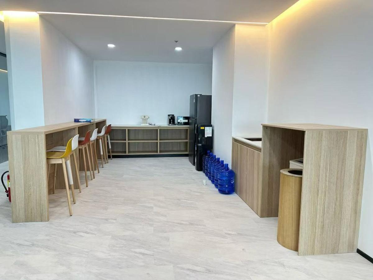 picture WOKII @ V One Tower — Fully furnished office space in the Rama 9 area. - 18/20